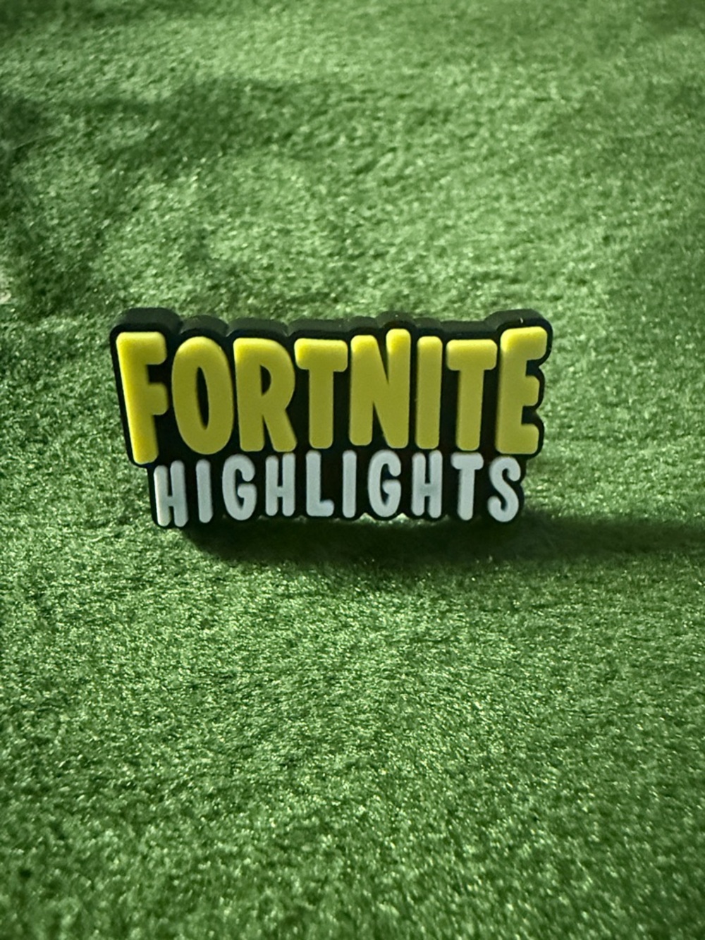 Fortnite Highlights Rubber shoe Charm - Yellow & White